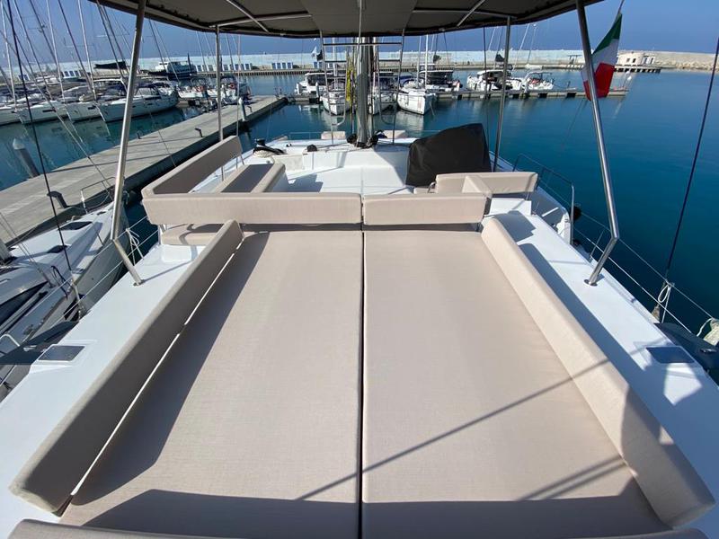 Book yachts online - catamaran - Bali 4.8 Terra - Terra - rent