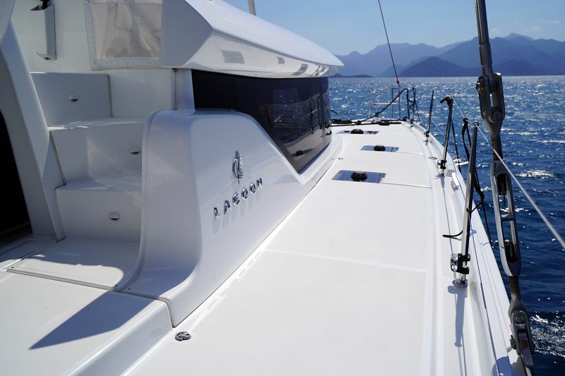 Book yachts online - catamaran - Lagoon 46 - Sweet Dream - rent