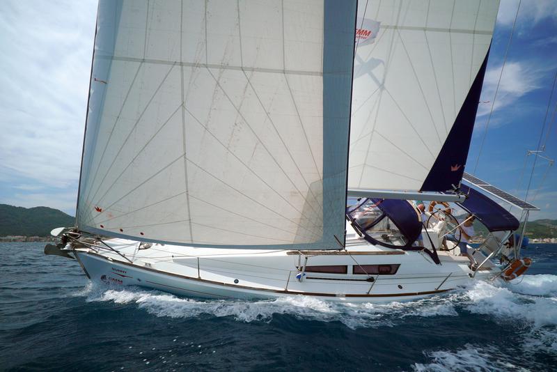 Book yachts online - sailboat - Sun Odyssey 36i - Sunny - rent