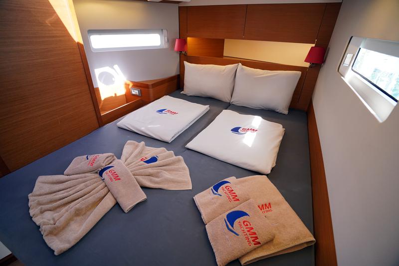 Book yachts online - sailboat - Sun Odyssey 410 - Free Me - rent