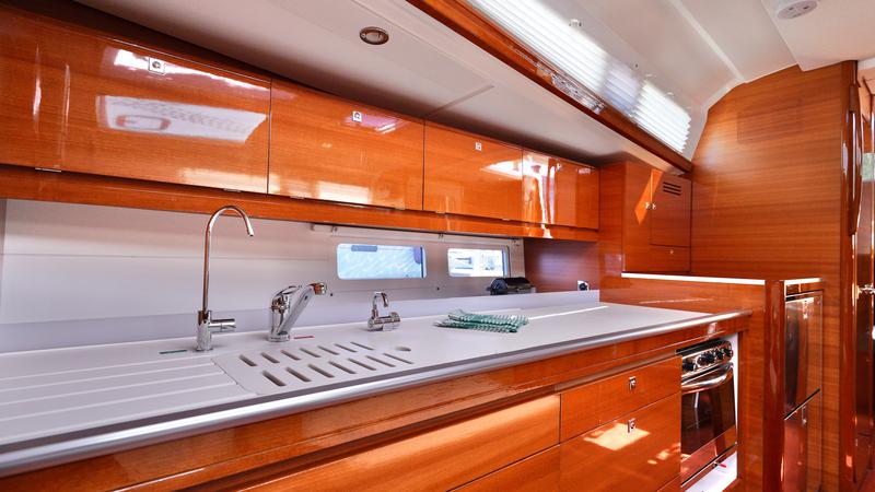 Book yachts online - sailboat - Dufour 460 Grand Large - Red Pepper - rent