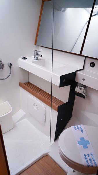 Book yachts online - sailboat - Sun Odyssey 440 - 3 Cabins - White Marlin - rent