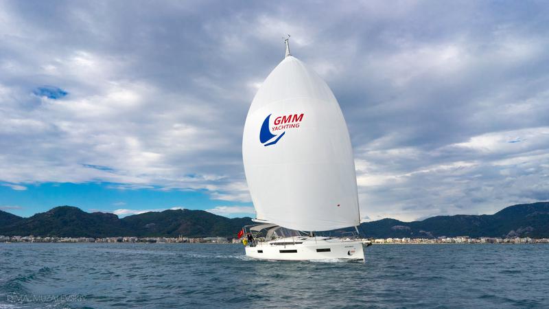 Book yachts online - sailboat - Sun Odyssey 440 - 3 Cabins - White Marlin - rent