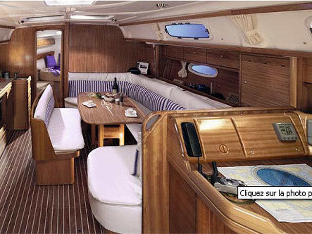 Book yachts online - sailboat - Bavaria 39 Cruiser - Elke IX - rent