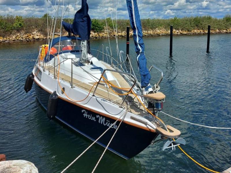 Book yachts online - sailboat - Amethyst 27 - Hein Mück - rent