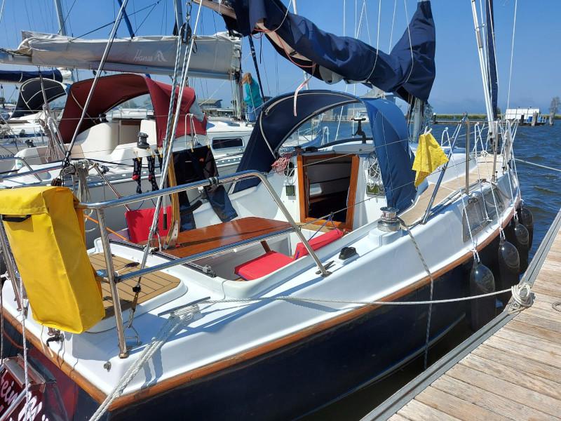 Book yachts online - sailboat - Amethyst 27 - Hein Mück - rent