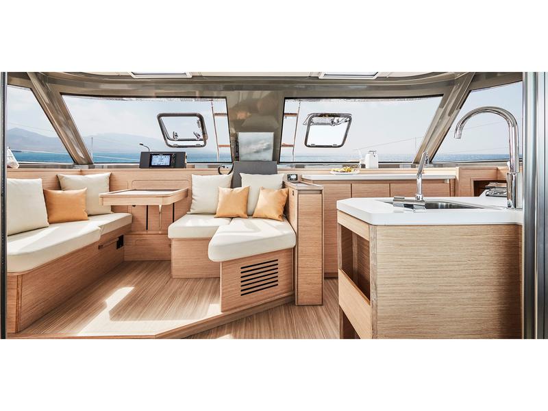Book yachts online - catamaran - Nautitech 40 - SoMi - rent
