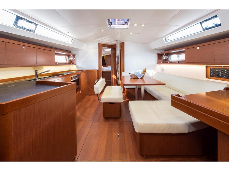 Book yachts online - sailboat - Oceanis 45 - Rafaela - rent