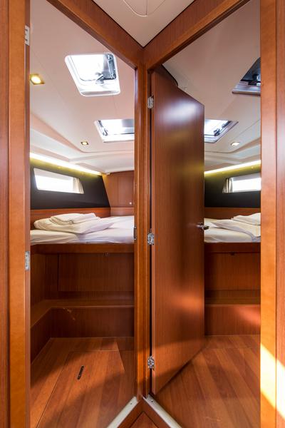 Book yachts online - sailboat - Oceanis 45 - Rafaela - rent