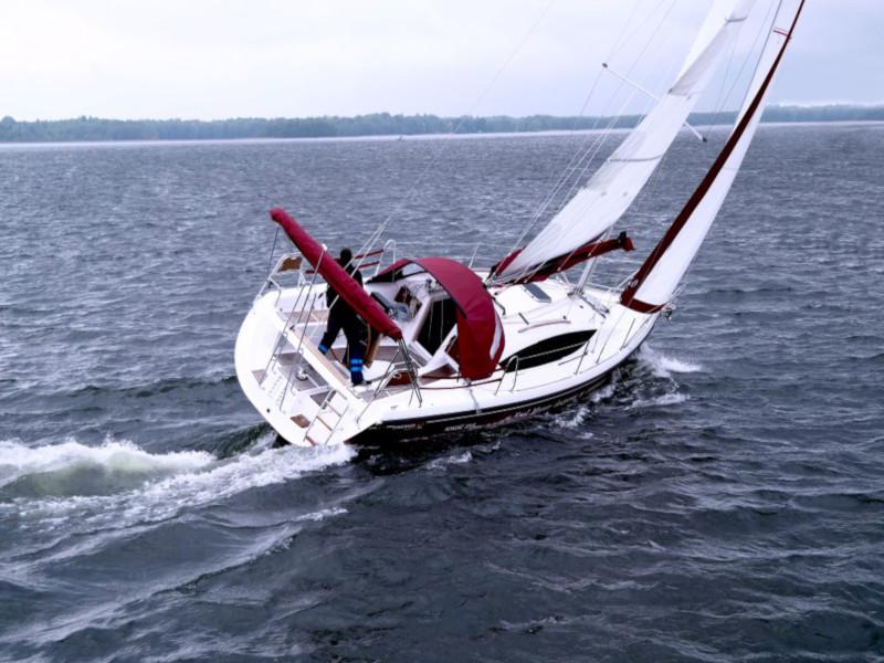 Book yachts online - sailboat - Maxus 33.1 RS Standard - ERATO - rent