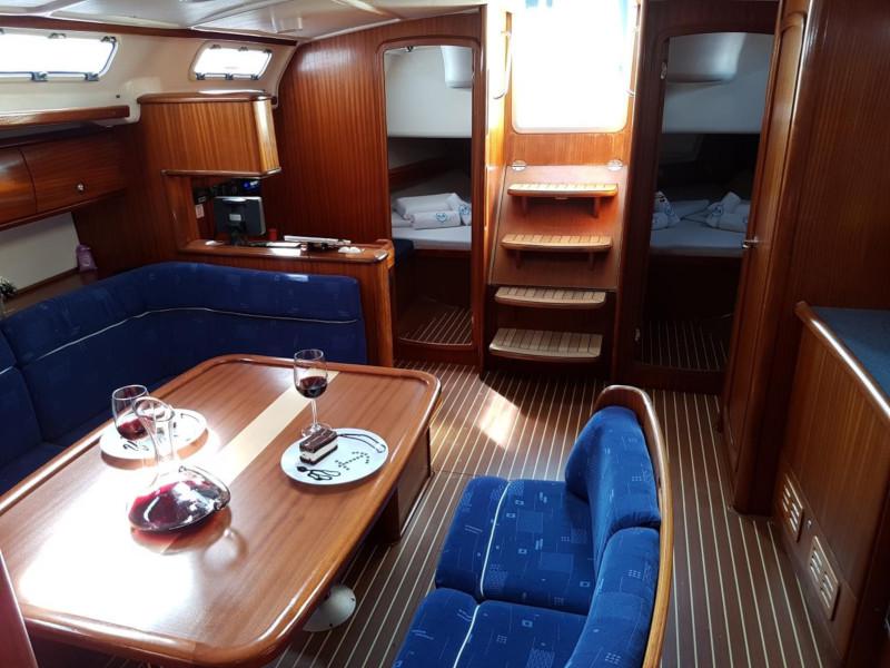 Book yachts online - sailboat - Bavaria 44 - Flipper I - rent