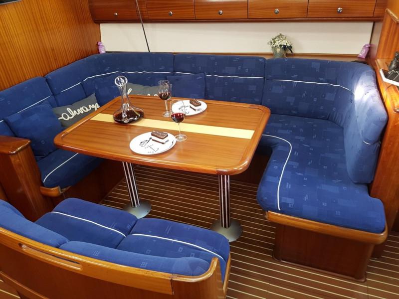 Book yachts online - sailboat - Bavaria 44 - Flipper I - rent