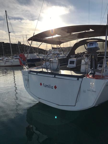 Book yachts online - sailboat - Dufour 460 Grand Large - Familia - rent