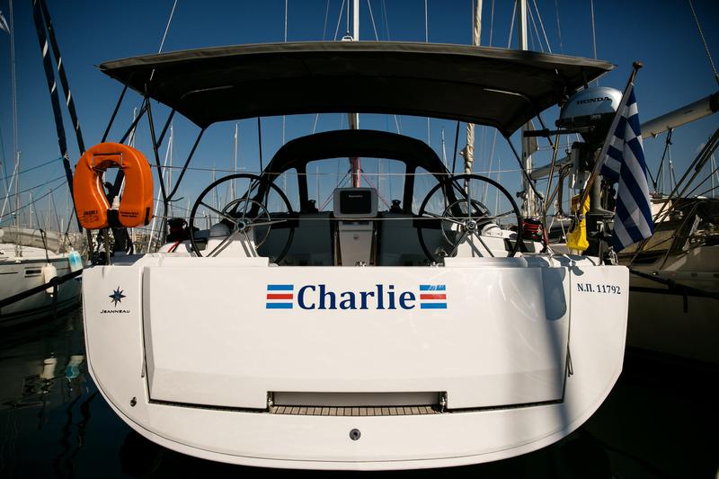 Book yachts online - sailboat - Sun Odyssey 449 - Charlie - rent