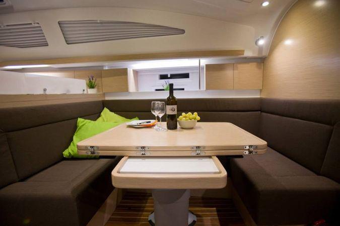 Book yachts online - sailboat - Elan 40 Impression - Allegro - rent