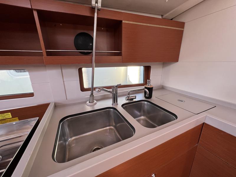 Book yachts online - sailboat - Oceanis 46.1 - Ostria - rent