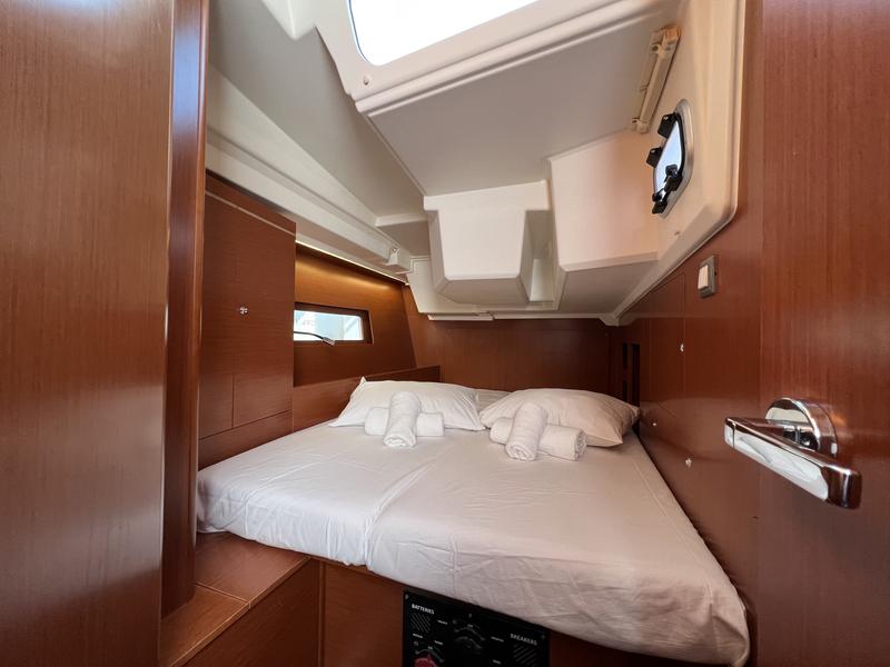 Book yachts online - sailboat - Oceanis 46.1 - Ostria - rent