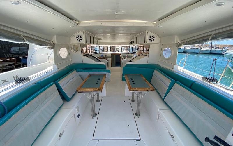 Book yachts online - sailboat - Atoll 6 - ISLAND GIRL - rent