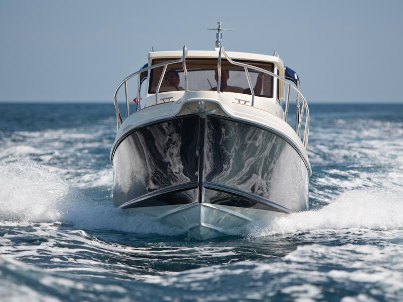 Book yachts online - motorboat - Leidi 660 - H4 - rent