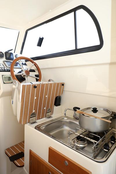 Book yachts online - motorboat - Leidi 660 - H1 - rent
