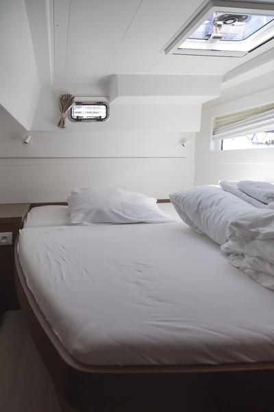 Book yachts online - catamaran - Lagoon 40 - Natalie ( Sunday to Sunday ) - rent
