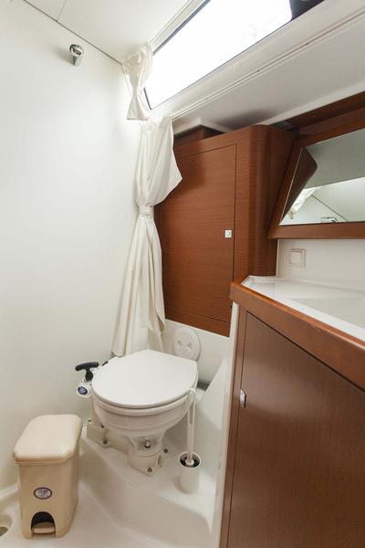 Book yachts online - sailboat - Oceanis 45 - Prodigy - rent