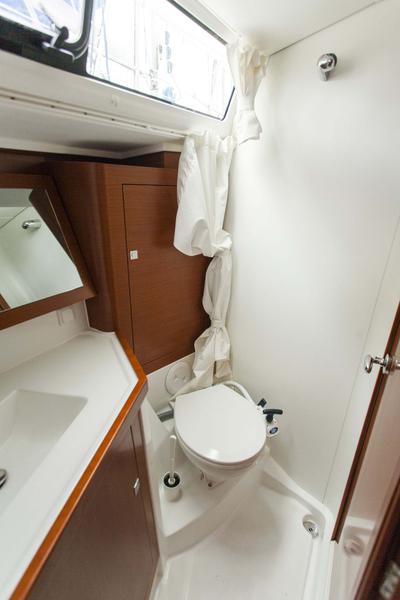 Book yachts online - sailboat - Oceanis 45 - Prodigy - rent