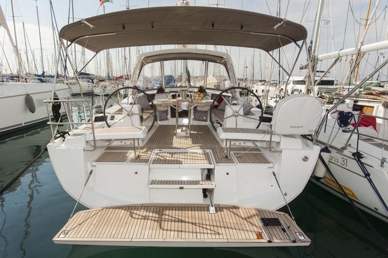 Book yachts online - sailboat - Oceanis 41.1 - King Crimson  - rent