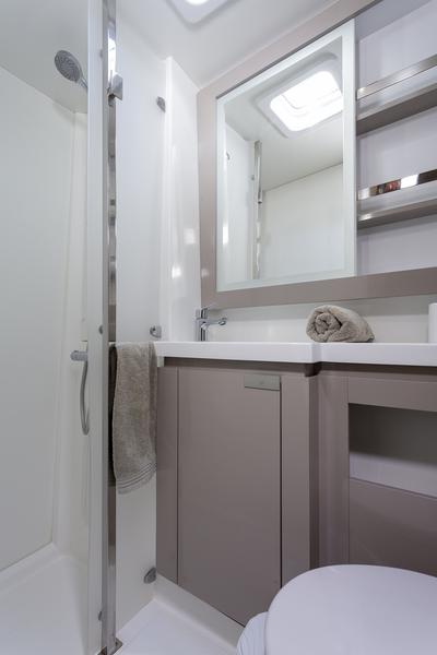 Book yachts online - catamaran - Elba 45 - Ambrosia - rent
