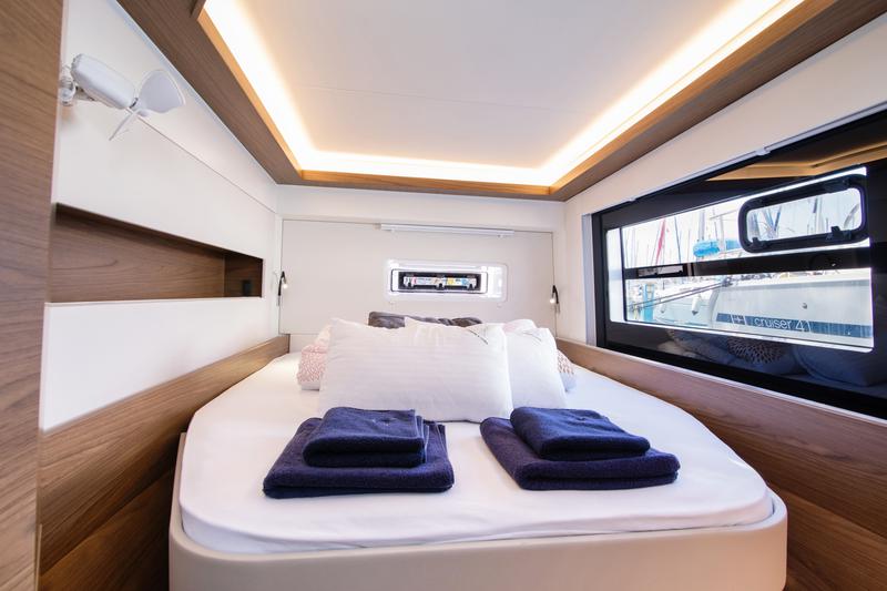 Book yachts online - catamaran - Nautitech 46 Fly - Aelia - rent