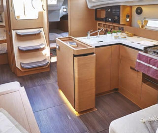 Book yachts online - sailboat - Sun Odyssey 410 - ANIKA - rent