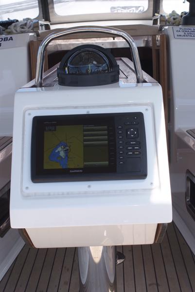 Book yachts online - sailboat - Bavaria Cruiser 37 - BURA  - rent