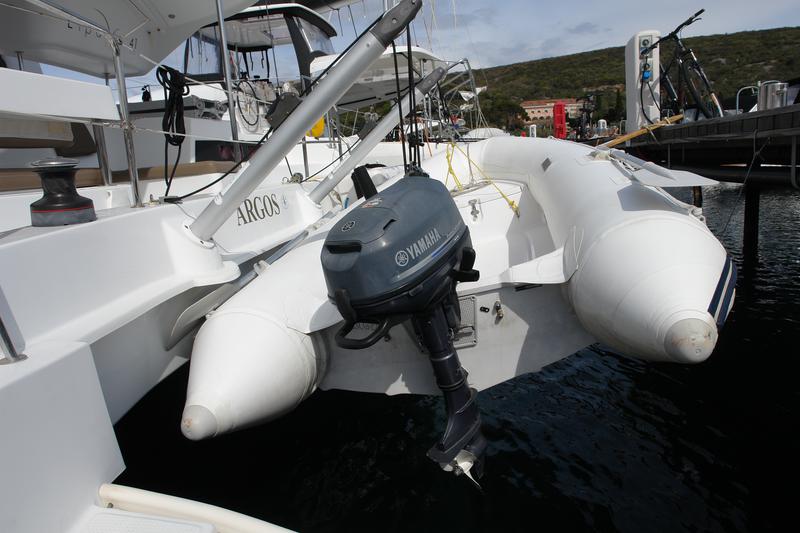 Book yachts online - catamaran - Lipari 41 - ARGOS - rent