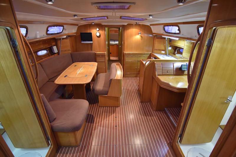Book yachts online - sailboat - Bavaria 50 Cruiser - TONINA - rent