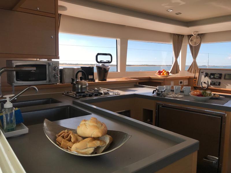 Book yachts online - catamaran - Lagoon 450 Sport - Ocean Dreams - rent