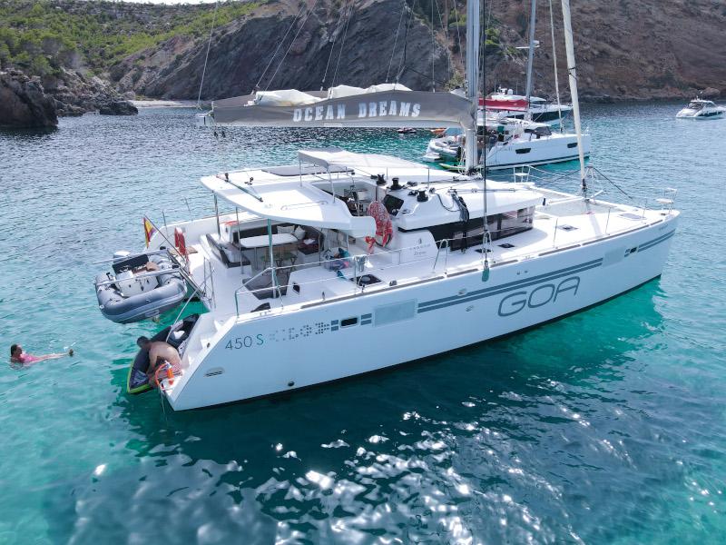 Book yachts online - catamaran - Lagoon 450 Sport - Ocean Dreams - rent