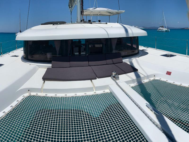 Book yachts online - catamaran - Lagoon 42 - GOA 6 - rent