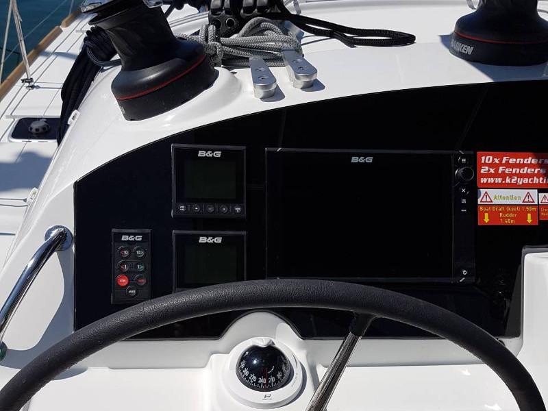 Book yachts online - catamaran - Lagoon 400Lagoon 400 - Meropi - rent