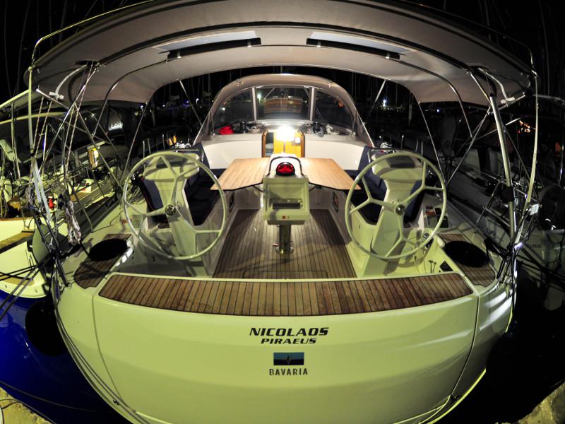 Book yachts online - sailboat - Bavaria  C42 - Melia - rent