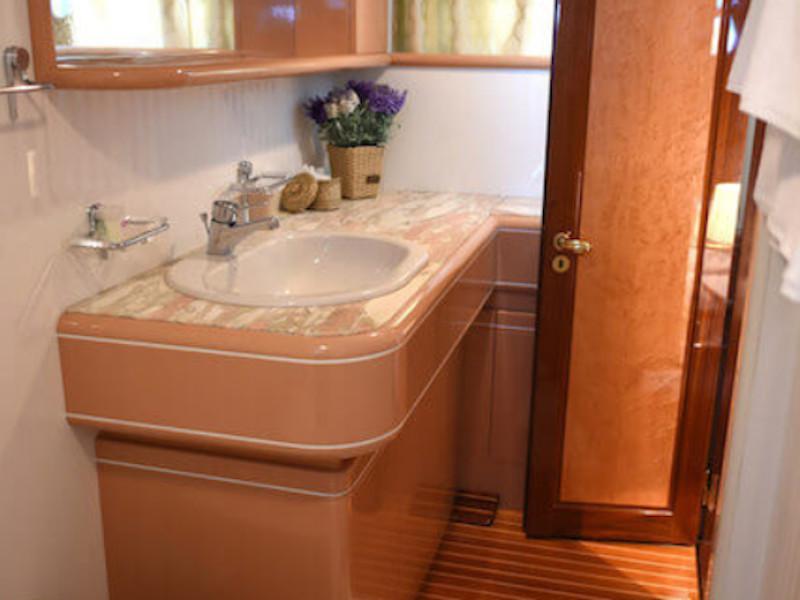 Book yachts online - motorboat - M/Y Blanka - M/Y Blanka - rent