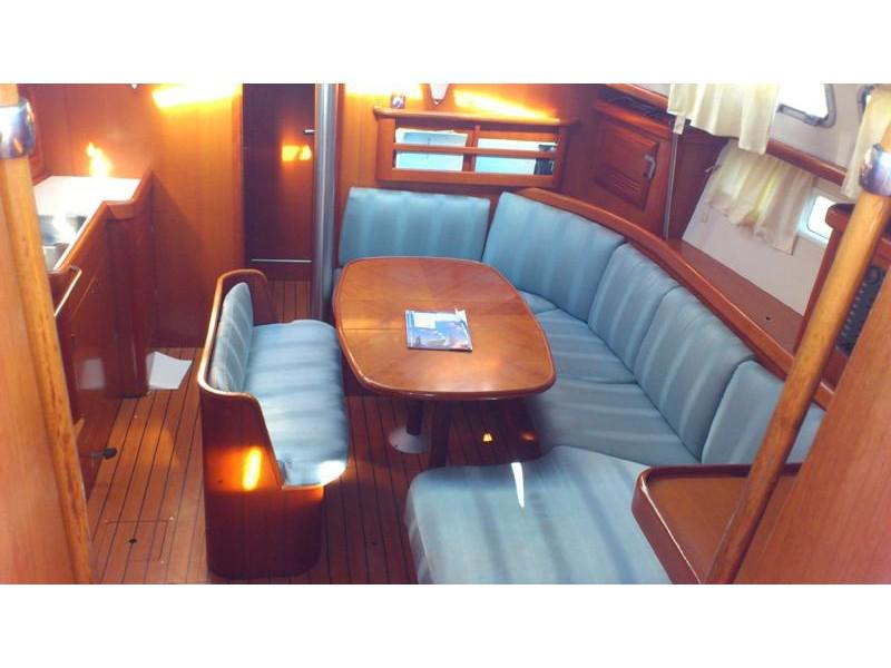 Book yachts online - sailboat - Oceanis 423 Exclusive - Senza Confini - rent