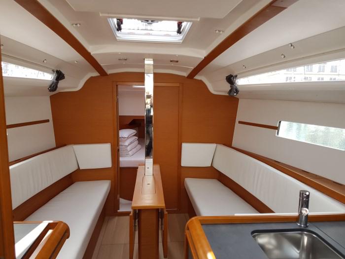 Book yachts online - sailboat - Sun Odyssey 349 - Romana - rent
