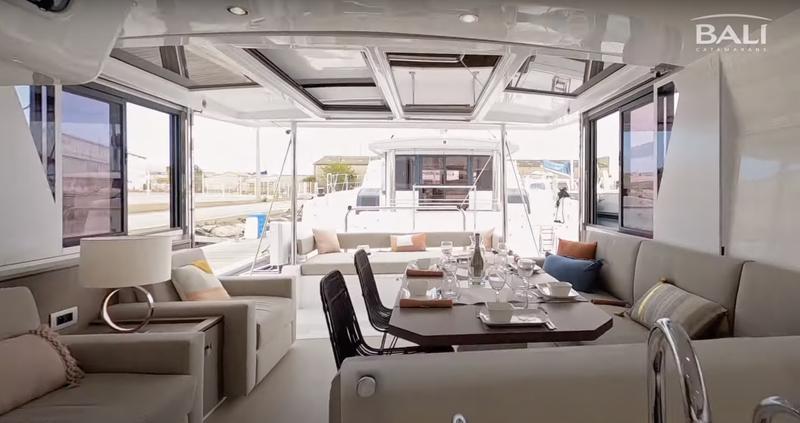 Book yachts online - catamaran - Bali 4.2 - Persona Grata - rent