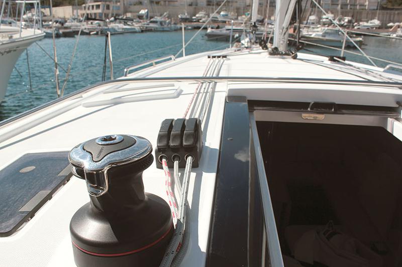 Book yachts online - sailboat - Oceanis 41.1 (2 Heads) - OASIS - rent