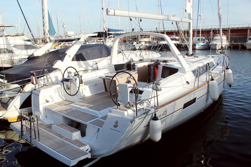 Book yachts online - sailboat - Oceanis 45 - DREAMS - rent