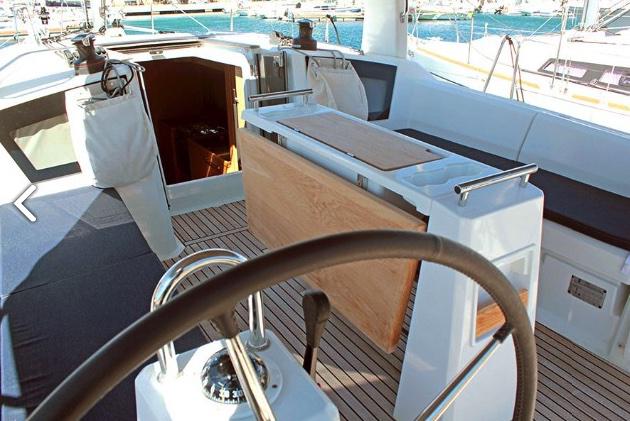Book yachts online - sailboat - Oceanis 38.1 - New Boat EST - rent