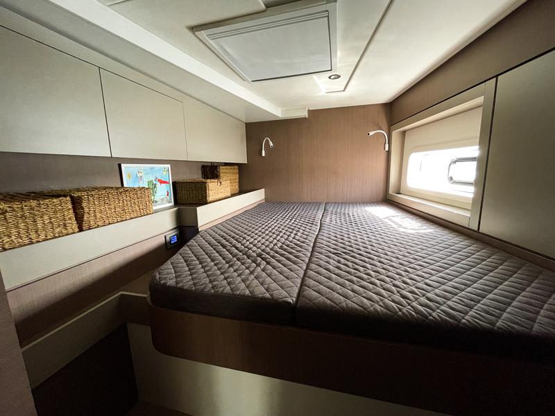 Book yachts online - catamaran - Bali 4.6 5 cabins - WILD BUNCH - rent
