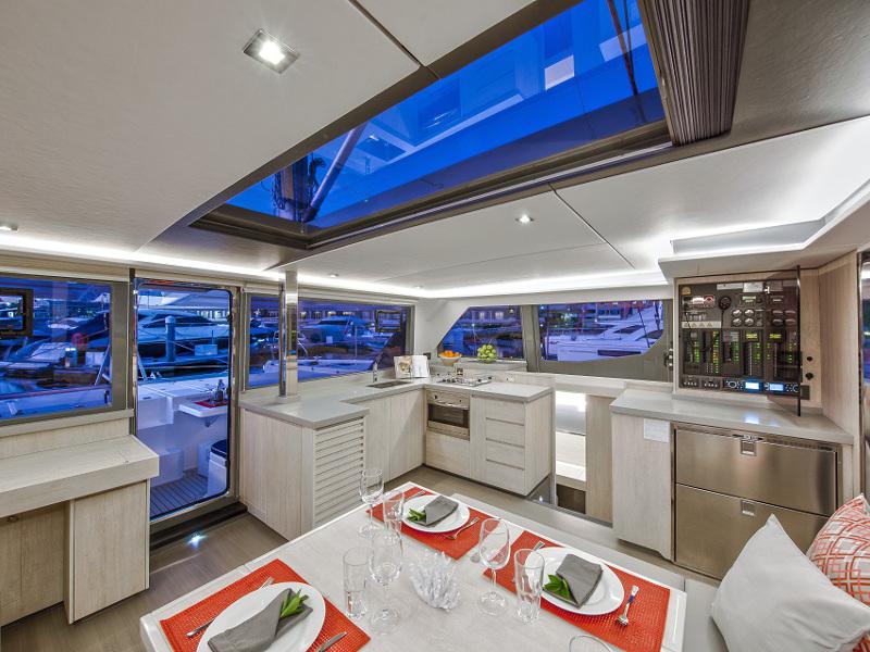 Book yachts online - catamaran - Sunsail 454 - Sunsail 454 (2018) - rent