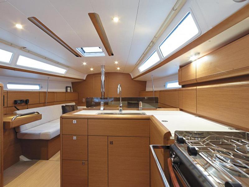 Book yachts online - sailboat - Sunsail 38 - Sunsail 38 (2018) - rent