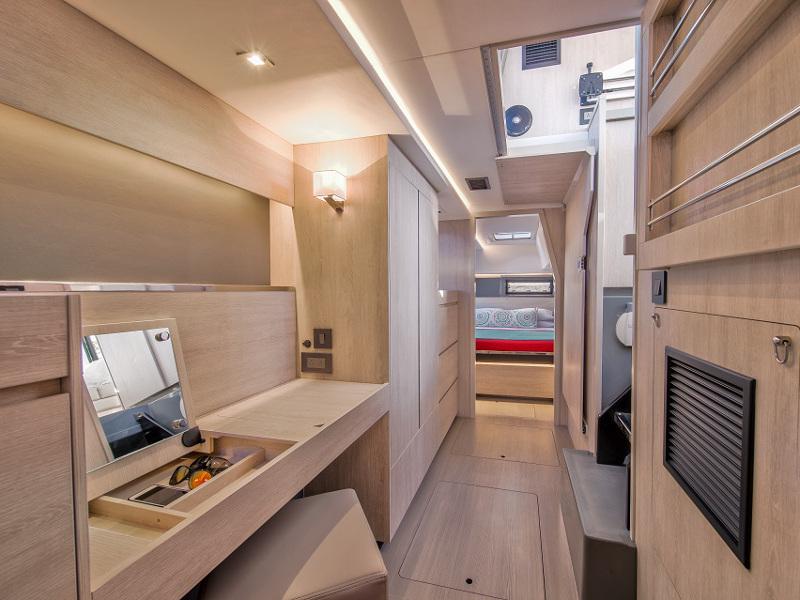 Book yachts online - catamaran - Sunsail 454 - Sunsail 454 (2018) - rent